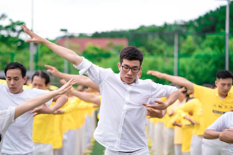 Qigong exercises